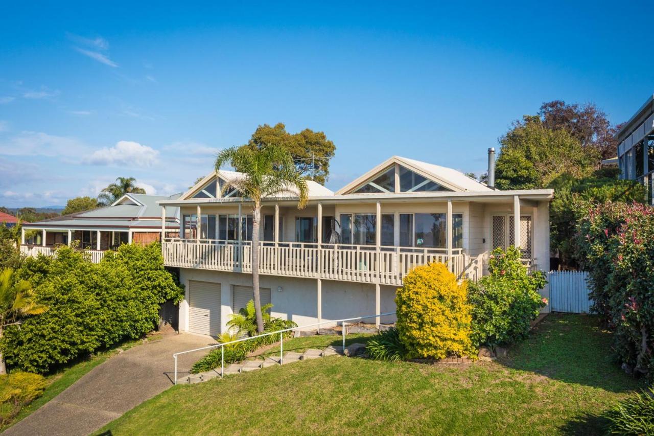 Pelican Lake Holiday House Merimbula Exteriör bild