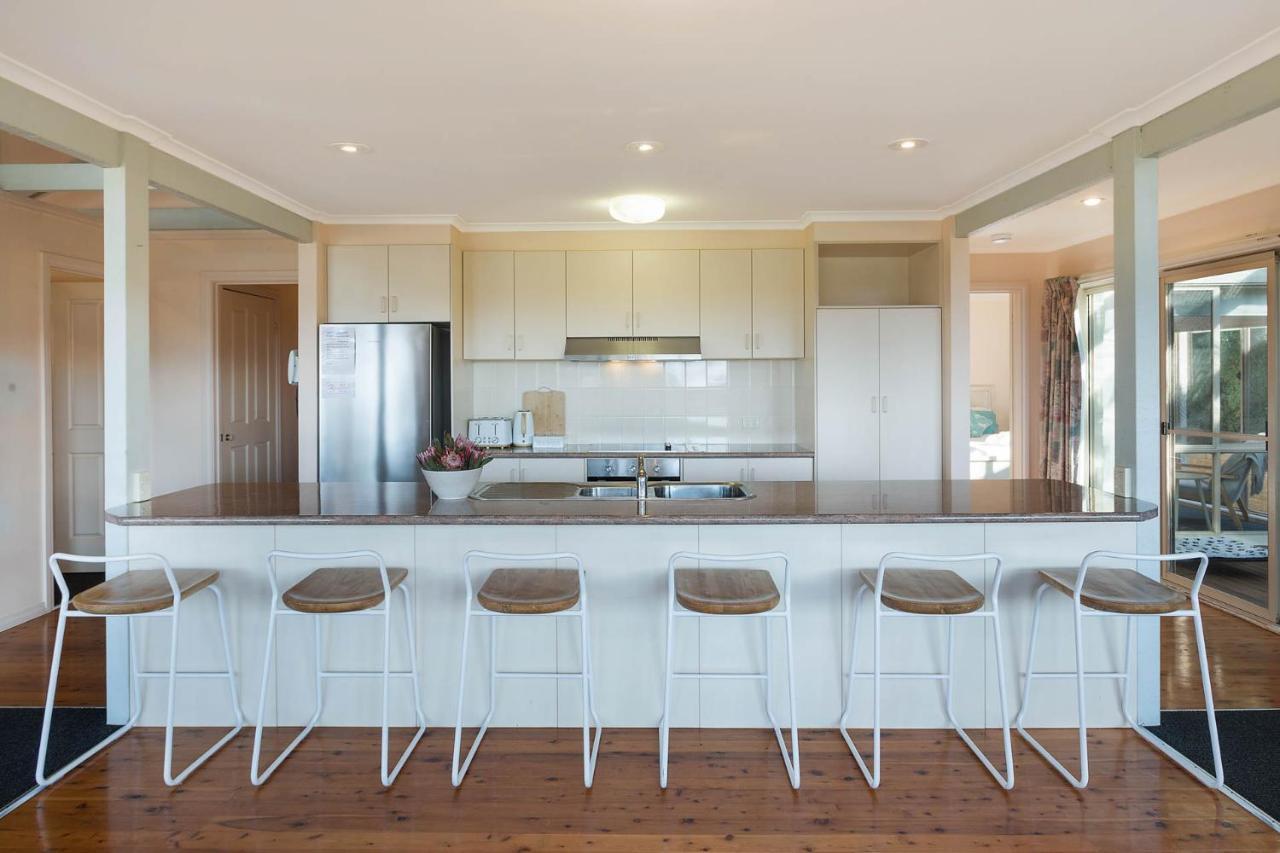 Pelican Lake Holiday House Merimbula Exteriör bild