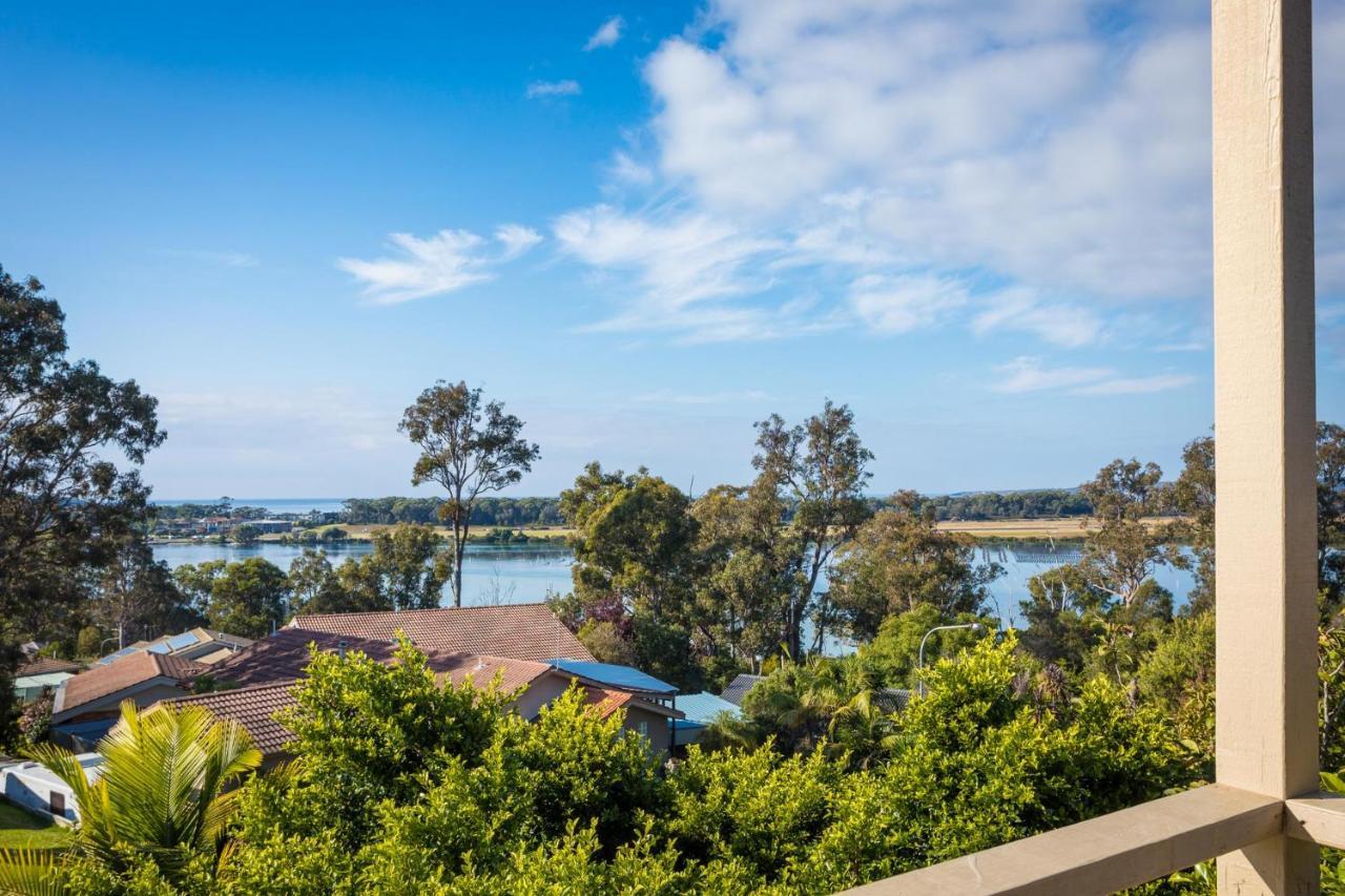 Pelican Lake Holiday House Merimbula Exteriör bild