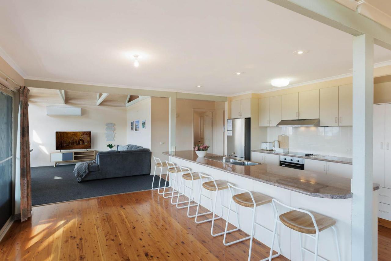 Pelican Lake Holiday House Merimbula Exteriör bild